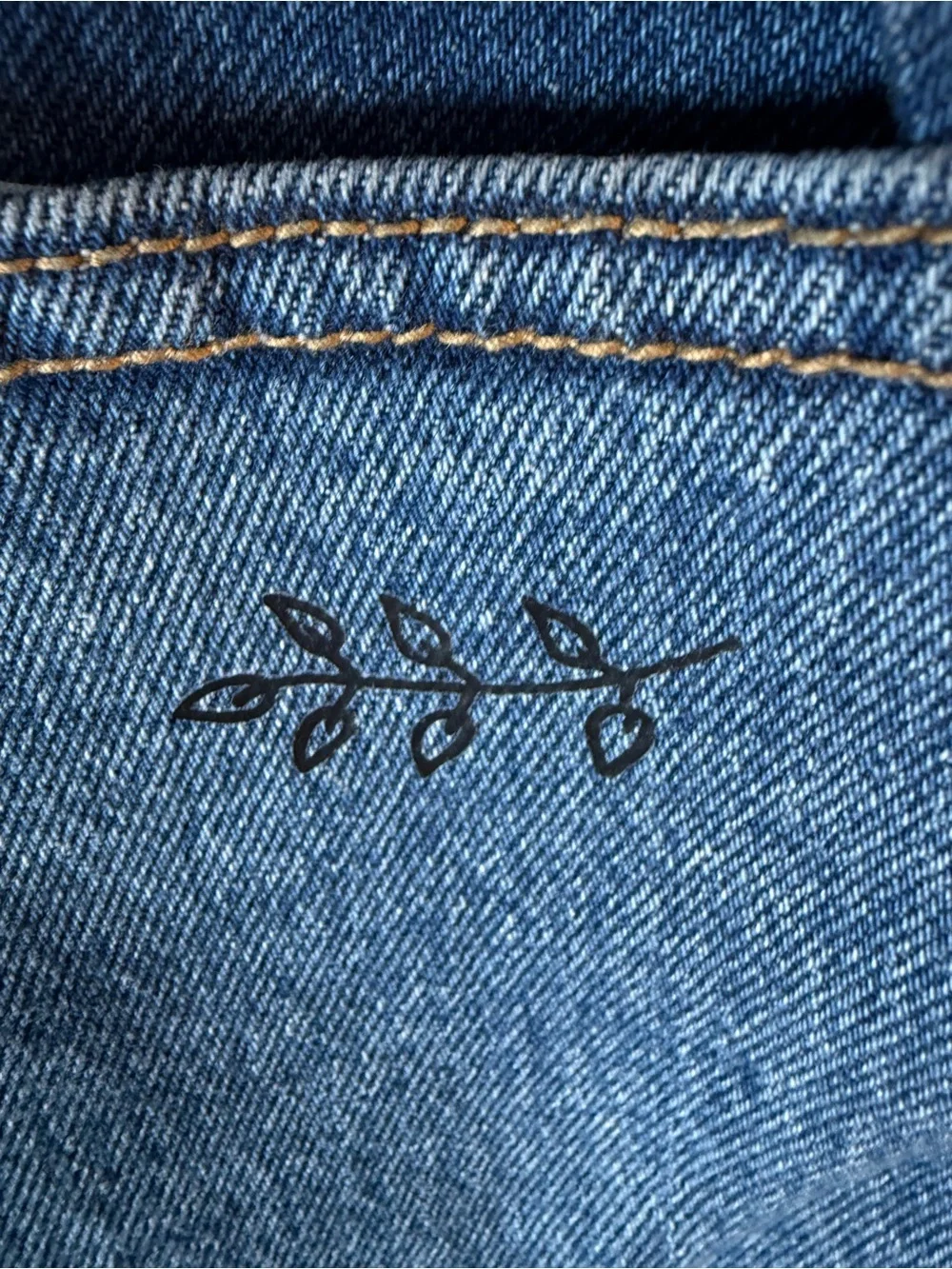 wild fable Blue Denim Wide-Leg Jeans Size 6 or 28x26 💕⚡️